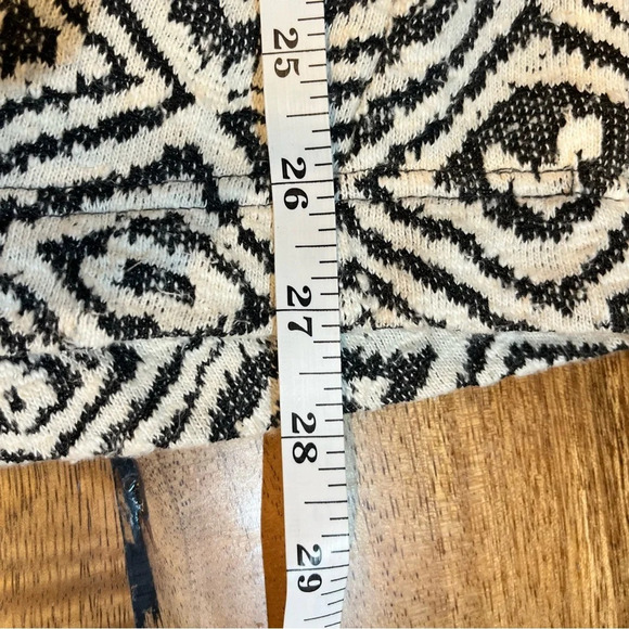 Anthropologie‎ cowl neck tunic gray and white Aztec print sweater 100% cotton XS - Picture 10 of 10